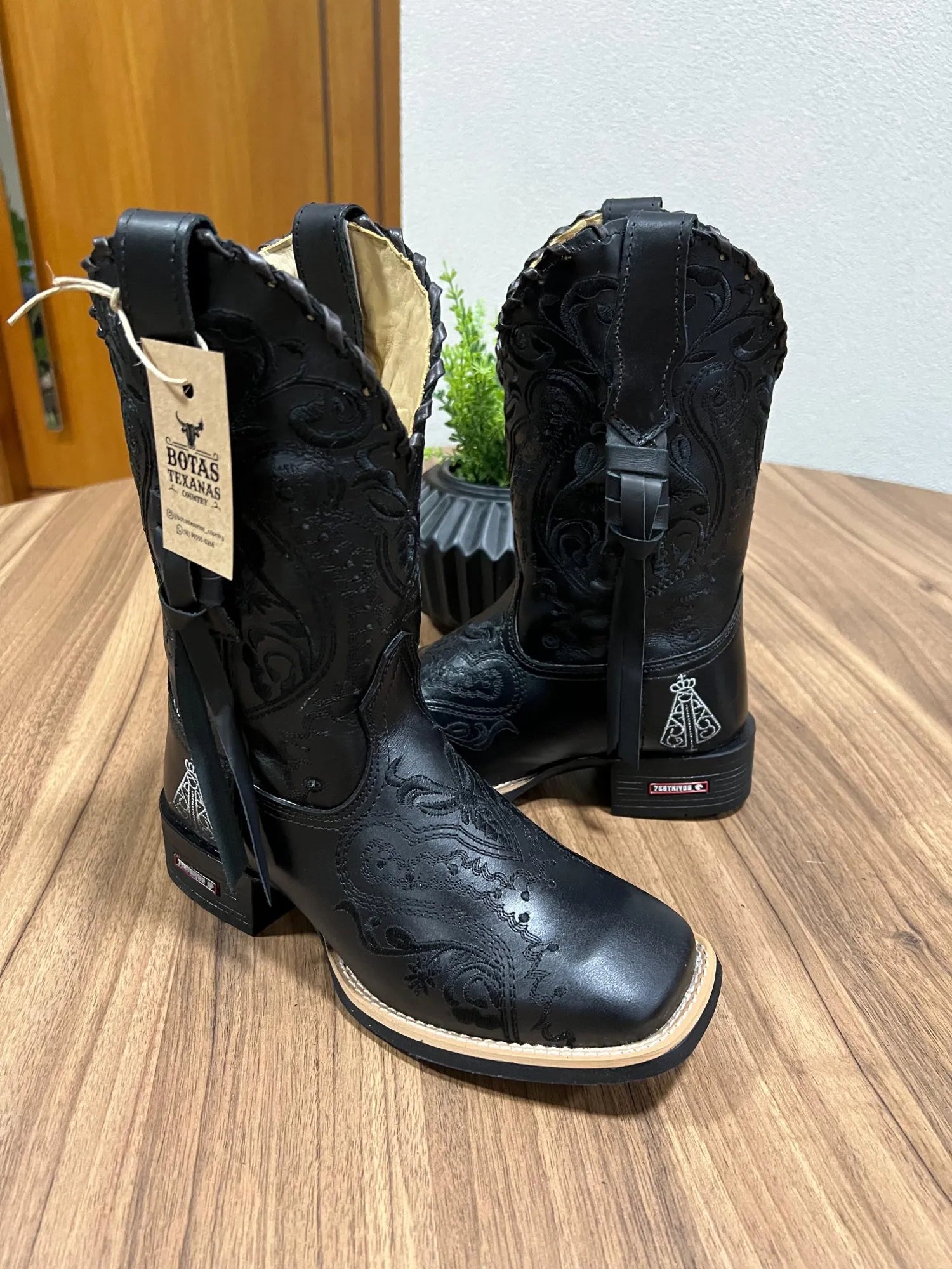 Bota Alice - Preto